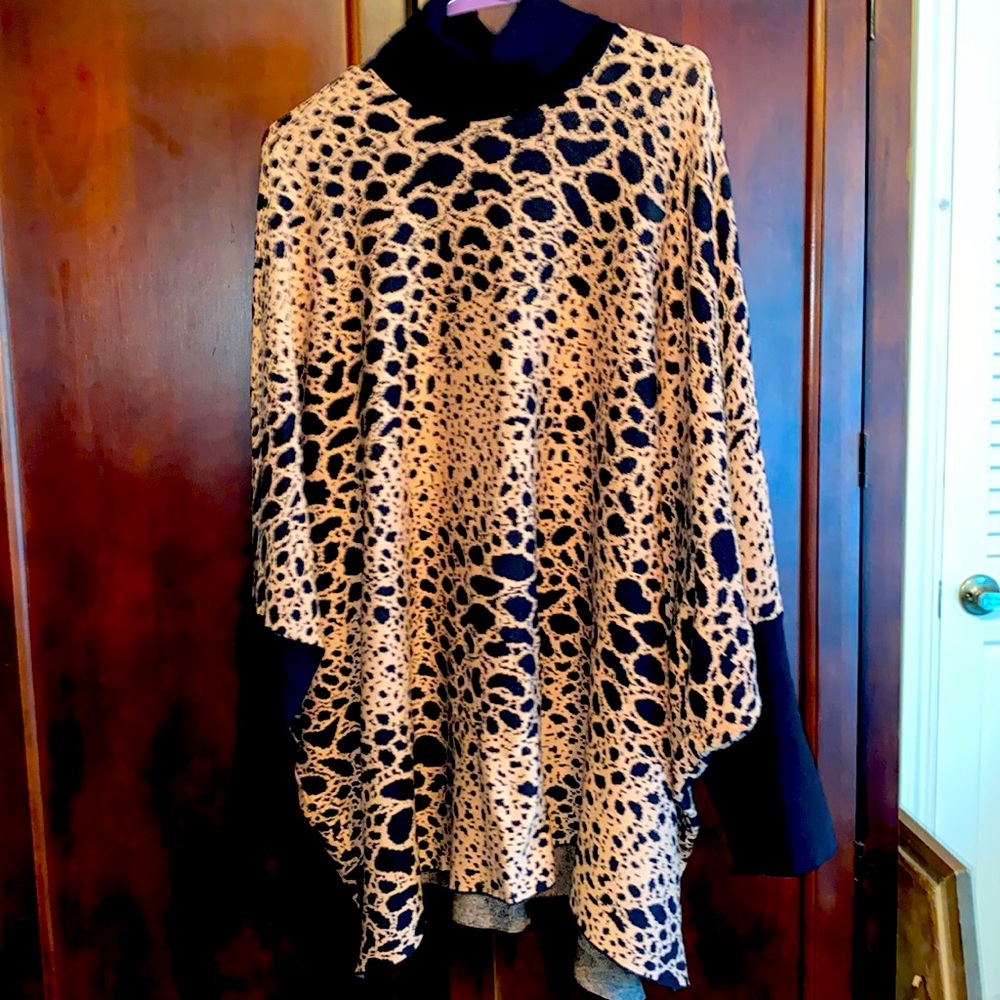 Alfani cape/poncho sweater